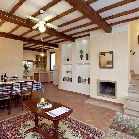 Belvilla By Oyo Casal Gheriglio Roseto 펜션 루치냐노